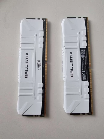 Ram Crucial BALLISTIX RGB 8GB DDR4-3000 Mhz