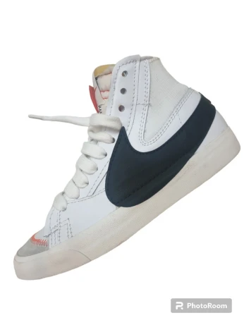 Nike blazer mid77