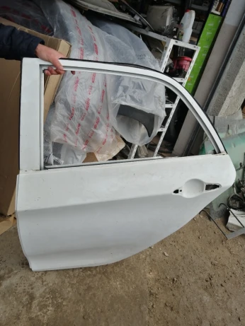 Porte arrière gauche Picanto pop 2014 blanc