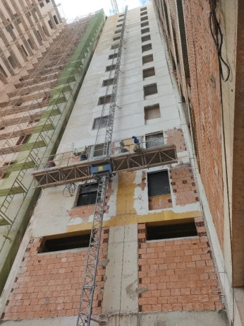 Platforme pour facade