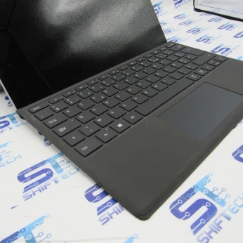 Microsoft Surface Pro 5 i7 7Th Génération 8G 256SSD 3K Tactile