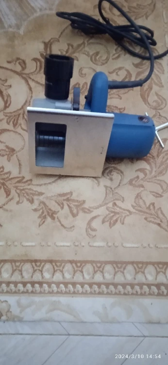 Rainureuse murale 1400w