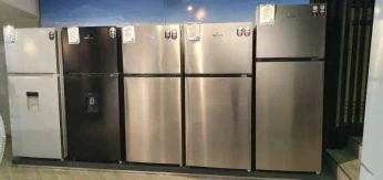 Refregerateur 470L gris avec distributeur Noir gris