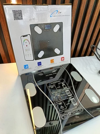Pèse personne connecté bluetooth en verre trempé afficheur digital
