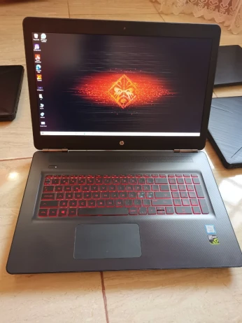 HP OMEN GAMER GTX 1070 i7-7700HQ