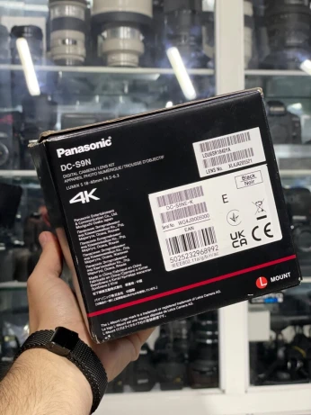 Panasonic Lumix S9