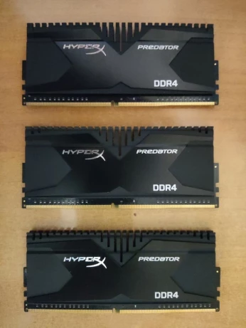 Kingston HyperX Predator DDR4 3000Mhz (3x4GB)12GB