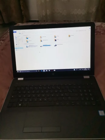 hp notebook 15 bs075nf