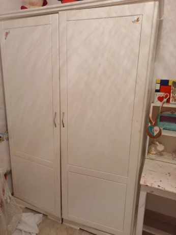 Armoire,bureau, coiffeuse