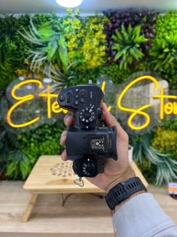 Lumix GH5 Boitier nu click : 25k