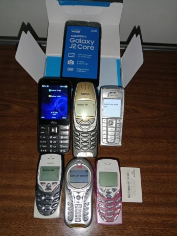 Samsung nokia motorola wiko Divers