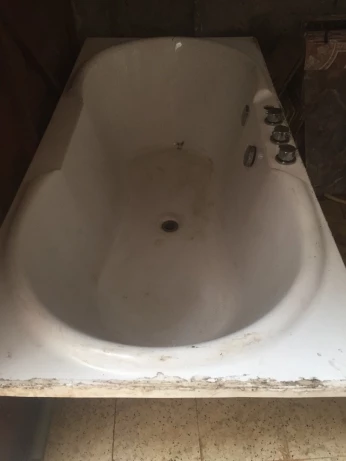Binoire jacuzzi