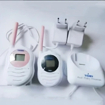 Babyphone Tomy rechargeable tout neuf