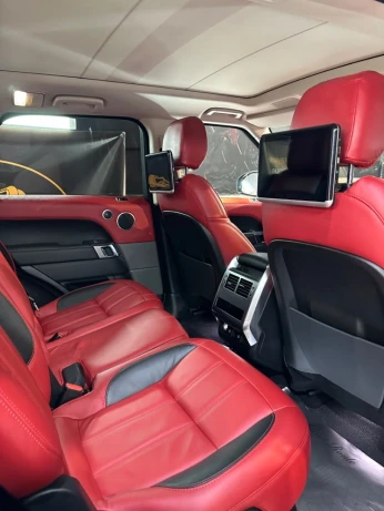 RaNGe Rover p 300 2019 Sport