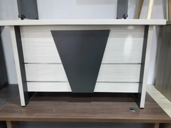 LES Bureau Fabrication Locale avec des dimensions