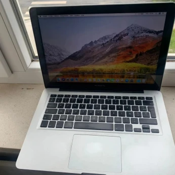 MacBook pro i5