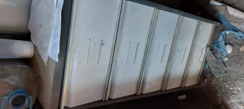 Armoire Métallique À Clapets, 5 Cases