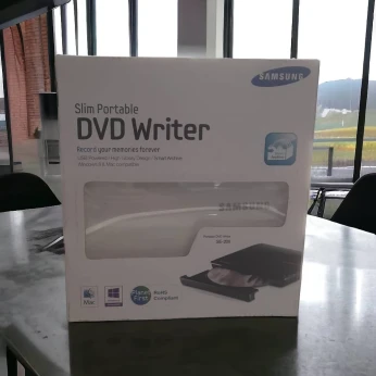 LECTURE GRAVEUR DVD