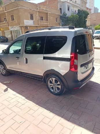 Renault Kango nouveau 2023
