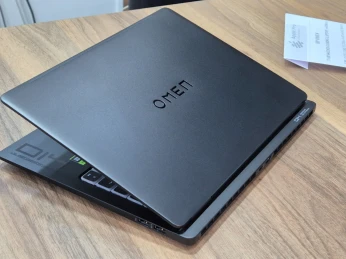 HP OMEN 14 TARNSCEND ULTRA 9 185H 7467MHZ 32GO 1TB SSD 4060 8GO 2K 120HZ 2024 DERNIÈRE ÉDITION HP