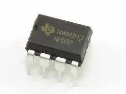 NE555P oscillateur timer