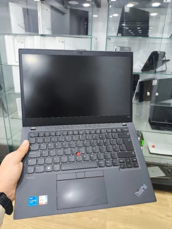 Lenovo Thinkpad T14s Gen 2 i5 1145G7 vPro 16GB LPD4X 256 Go PCIe NVMe IPS 14" FHD Intel Iris Xe