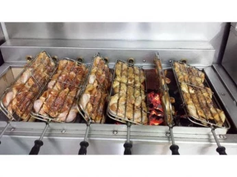 Rotissoire a la braise structure en inox
