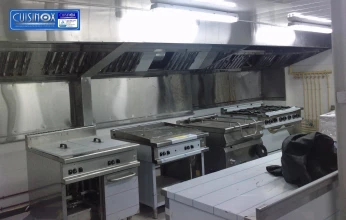 hotte d'extraction restaurant en inox