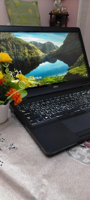Dell précision 3510 Tactile.