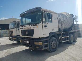 Shacman Malaxeur 8m3 2011