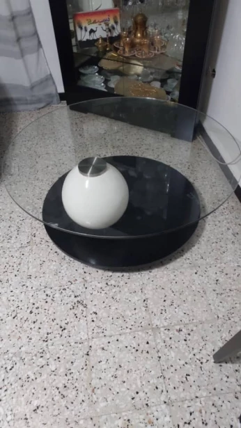 Table bas