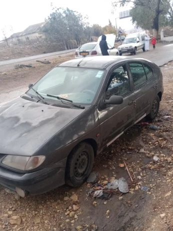 Renault ميقان 1998 