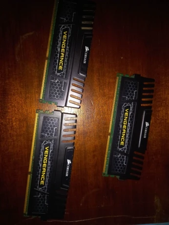 Corsair vengeance ddr3 3x4gb 1600mhz