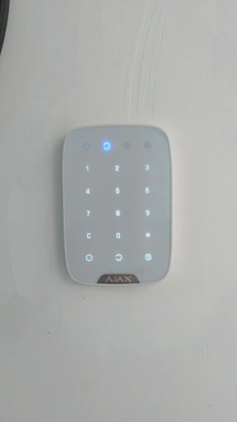 Installation des systèmes d'alarme anti-intrusion