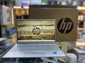 HP PAVILION 13 | i3 11ème | RAM 8 Go | SSD 256 Go | Ecran 13,3 iPS FHD | Sous emballage