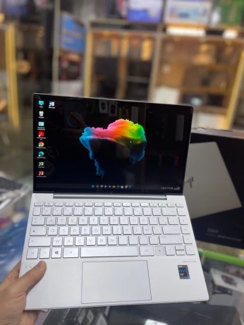 HP ENVY 13 | i7 11eme Gen | RAM 16 Go | SSD 1 TB | Écran 13,3 iPS FHD | Sous emballage