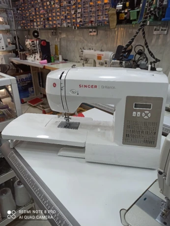 Machine a coudre ماكنة خياطة 