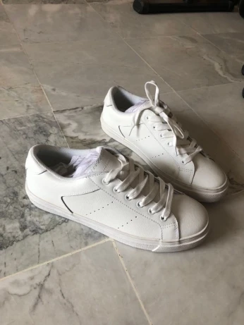 Sneakers blanches neuves