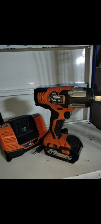 boloneuse AEG 18 v