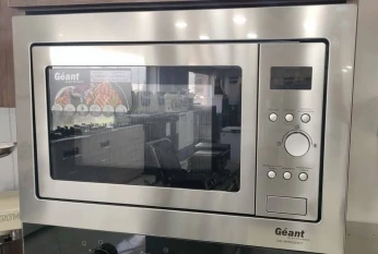 Micro-ondes encastrable geant 20L noie/ inox