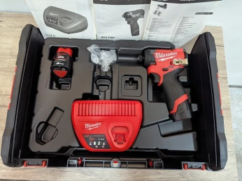 Visseuse Milwaukee m12