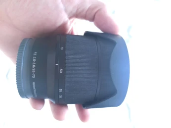 Objectifs Sony 28-70 mm - Sony 50 mm