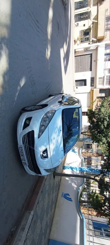 Peugeot 207 2012 6