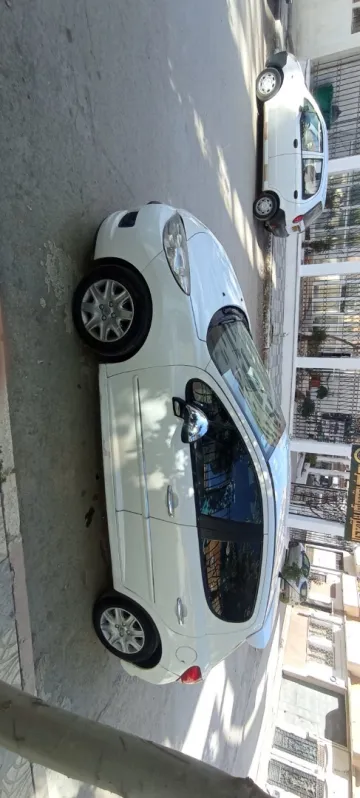 Peugeot 207 2012 9