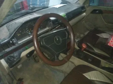 Mercedes Classe E 1993 Classe E 2