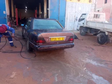 Mercedes Classe E 1993 Classe E 4