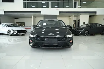 Hyundai Elantra 2025 7