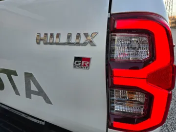 Toyota Hilux 2024 GR 10