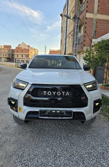 Toyota Hilux 2024 GR