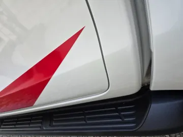 Toyota Hilux 2024 GR 13